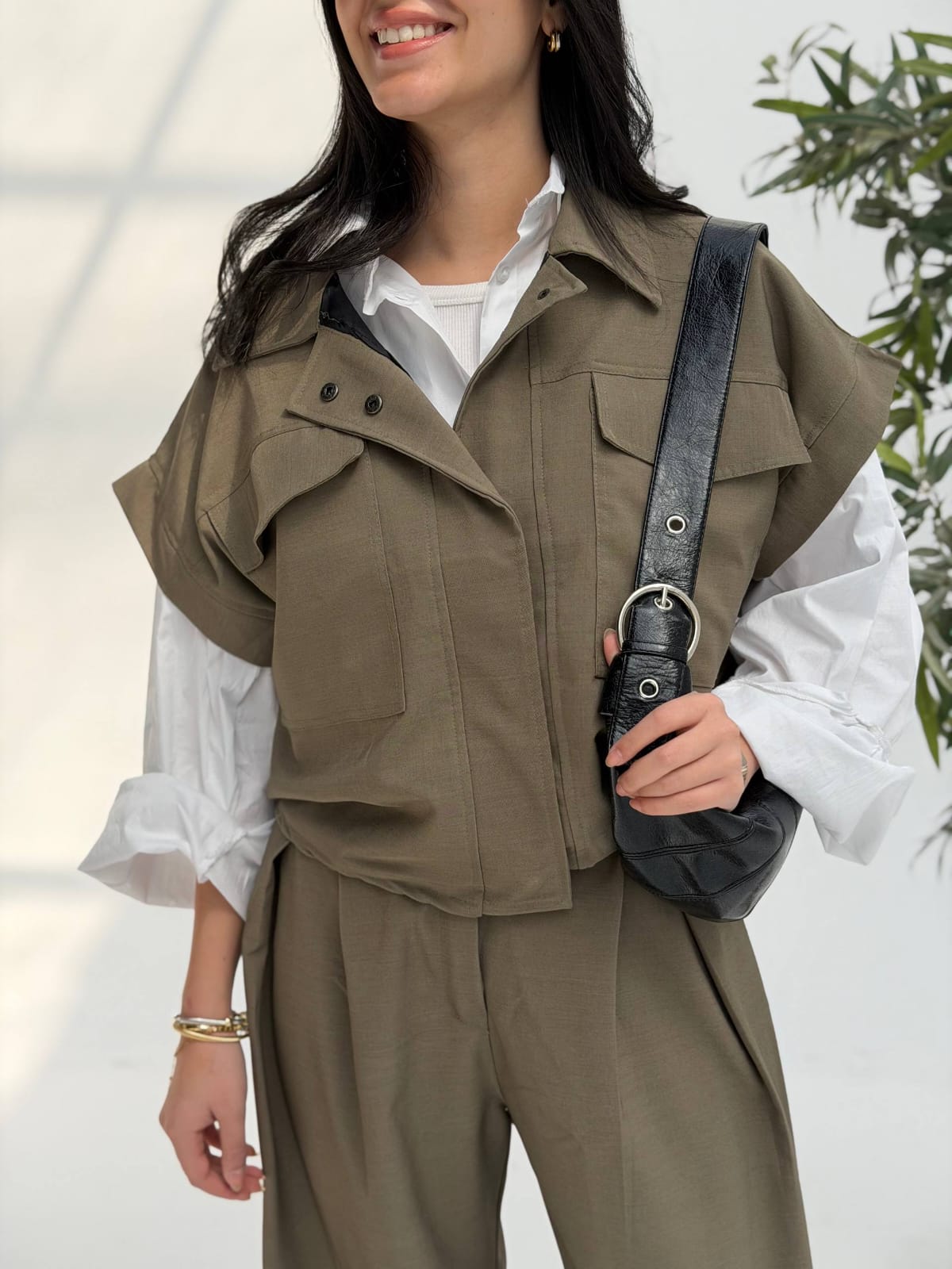 Gabardine Cobra Cut Suit — photo 4 — Yokaa Suit Set