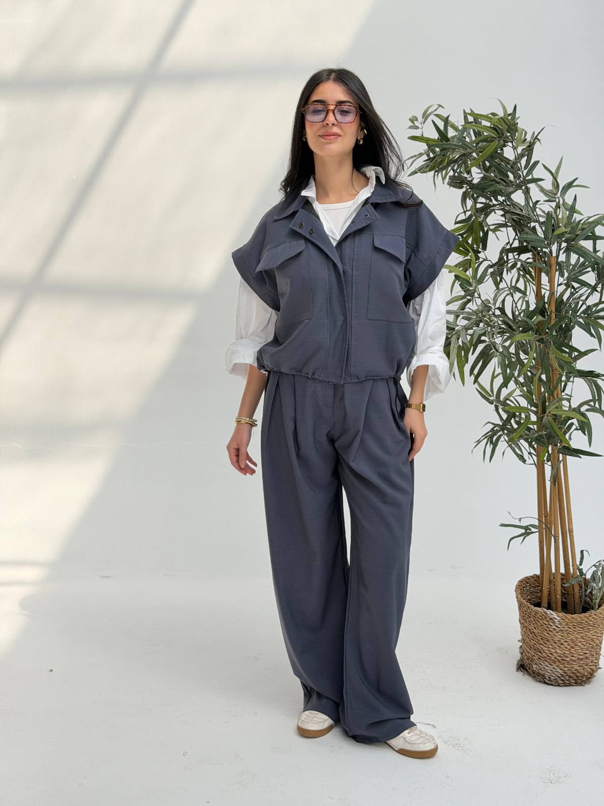 Gabardine Cobra Cut Suit — photo 3 — Yokaa Suit Set
