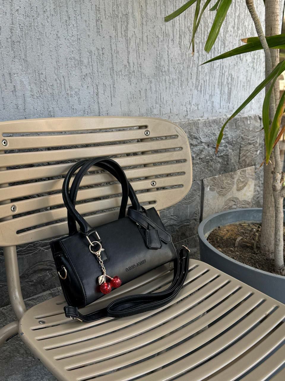 Girls' Handbag – Size: 25 × 13 cm — photo 3 — Yokaa Handbag