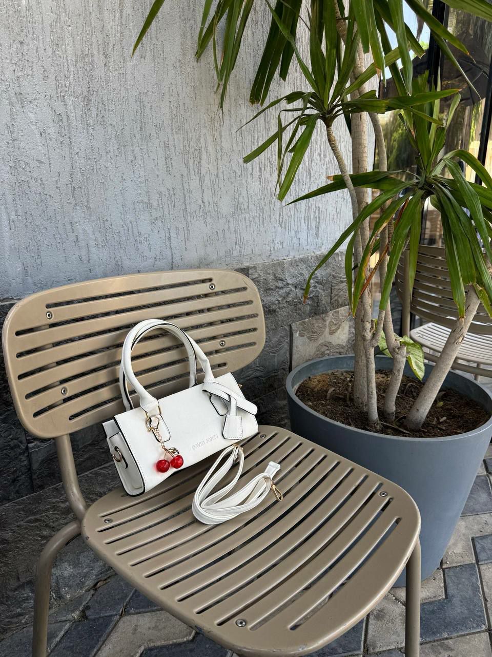 Girls' Handbag – Size: 25 × 13 cm — photo 6 — Yokaa Handbag